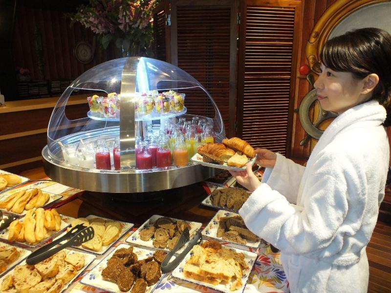 博塞茹尔沙龙餐厅酒店 提赫嘎它尔 外观 照片