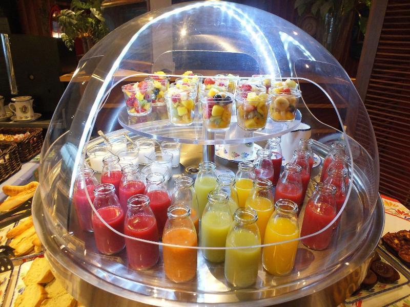 博塞茹尔沙龙餐厅酒店 提赫嘎它尔 外观 照片